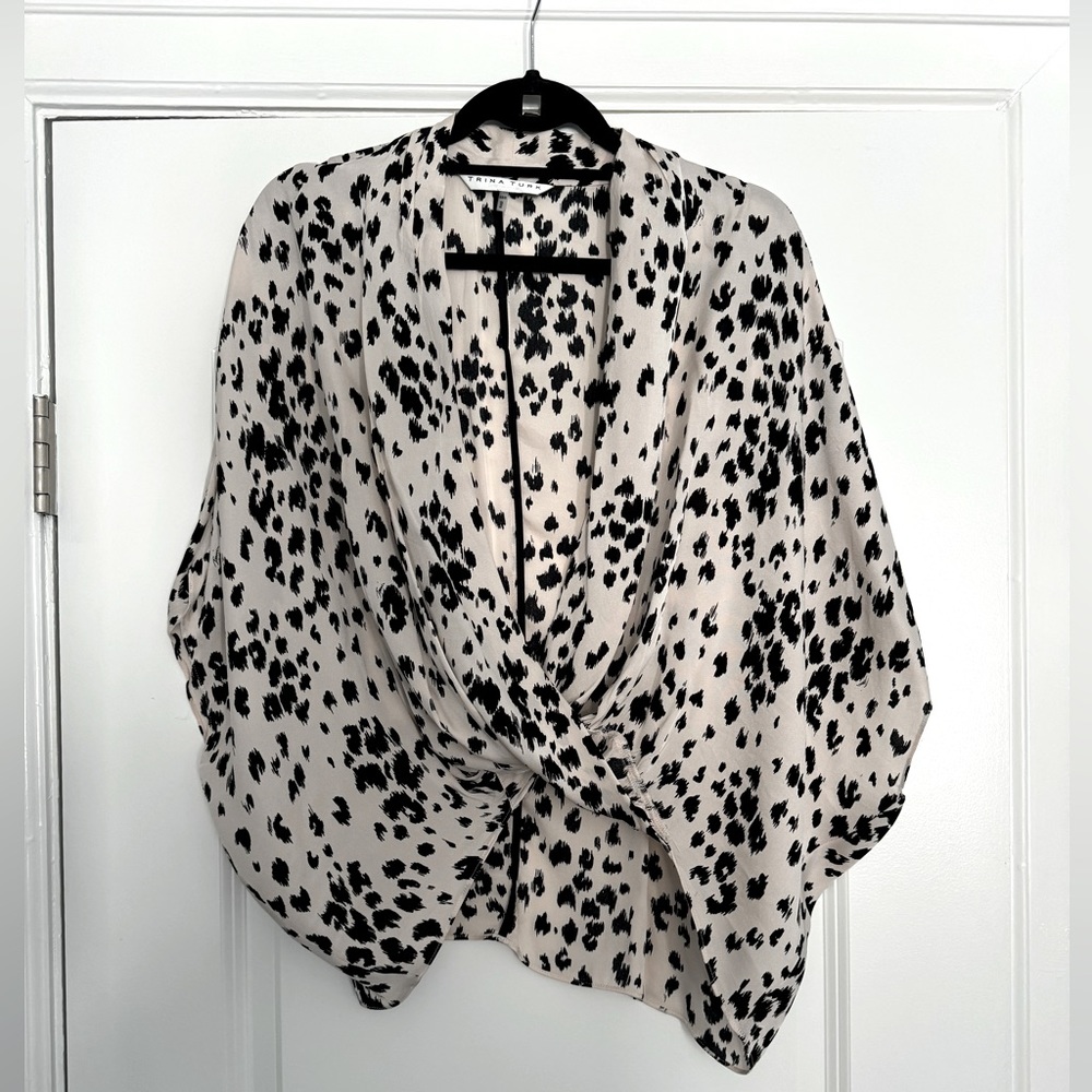 Super cute Trina Turk, animal print blouse. Excellent condition.